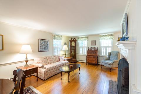 230 Santuit Rd, Cotuit, MA 02635 photo 3