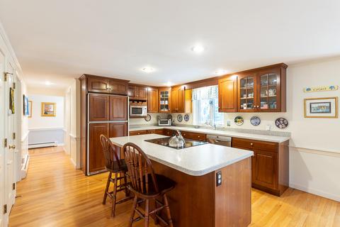 230 Santuit Rd, Cotuit, MA 02635 photo 8
