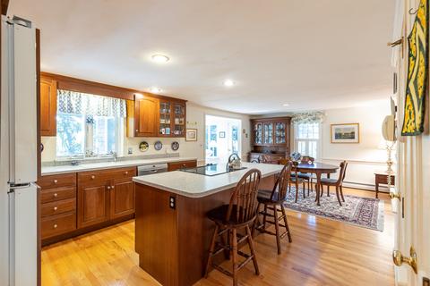 230 Santuit Rd, Cotuit, MA 02635 photo 10