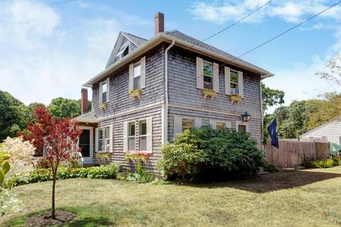 161 School St, Cotuit, MA 02635 photo 2