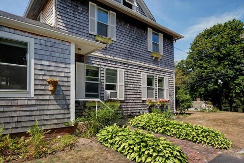 161 School St, Cotuit, MA 02635 photo 3
