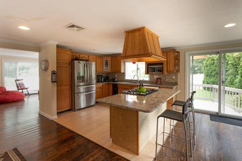 104 Goose Point Rd, Centerville, MA 02632 photo 14