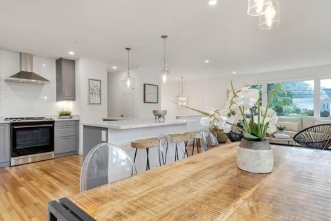 151 Robbins St, Osterville, MA 02655 photo 10