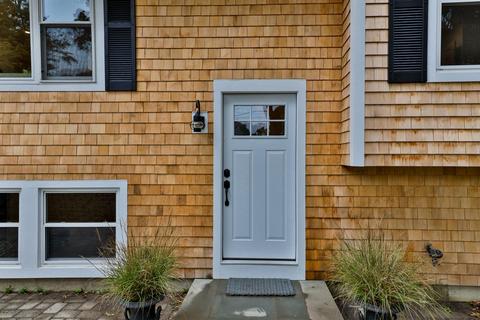 151 Robbins St, Osterville, MA 02655 photo 5