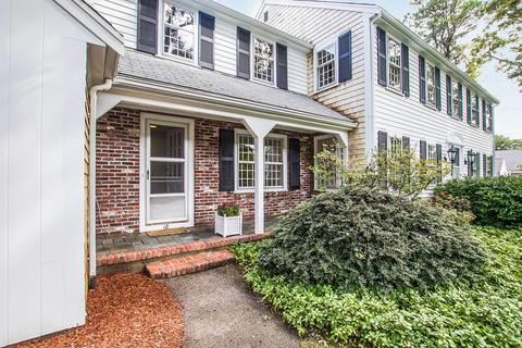 18 White Pine Ln, Centerville, MA 02632 photo 2