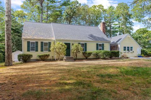 227 Eisenhower Dr, Cotuit, MA 02635 photo 2