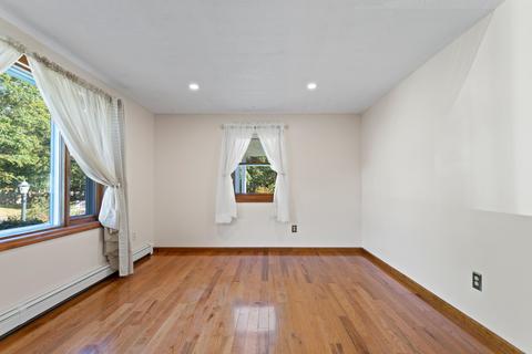 41 Devonshire Dr, Mashpee, MA 02649 photo 11