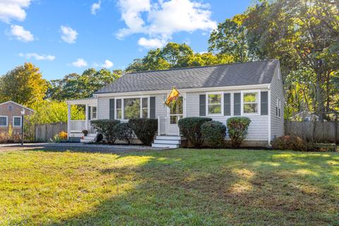 41 Devonshire Dr, Mashpee, MA 02649 photo 1