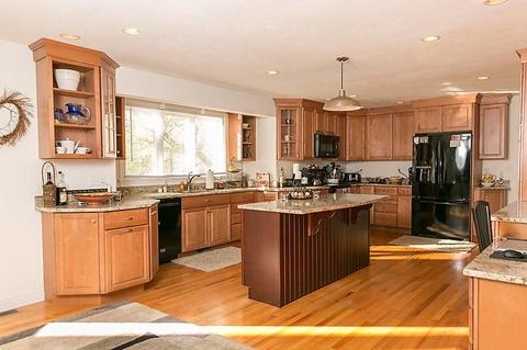 97 James, Mashpee, MA 02649 photo 3