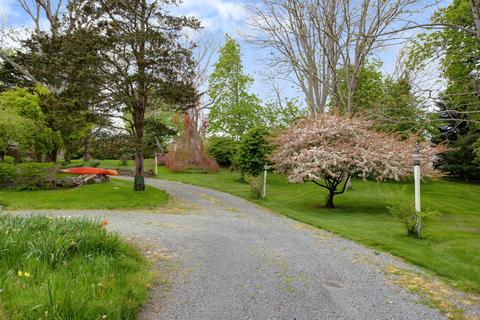 3688 Main St, Barnstable, MA 02630 photo 6