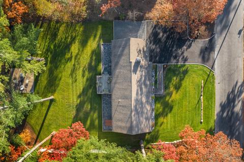 33 Cedric Rd, Centerville, MA 02632 photo 2