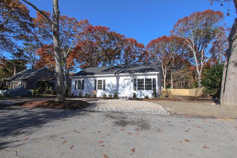 49 Rustic Ln, Hyannis, MA 02601 photo 5