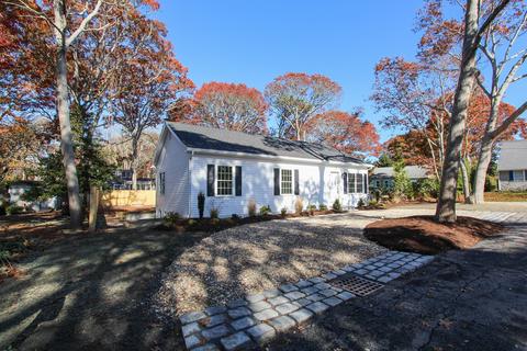 49 Rustic Ln, Hyannis, MA 02601 photo 2