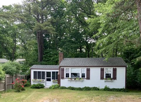 55 Sakonnet Dr, Mashpee, MA 02649 photo 2