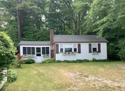 55 Sakonnet Dr, Mashpee, MA 02649 photo 1