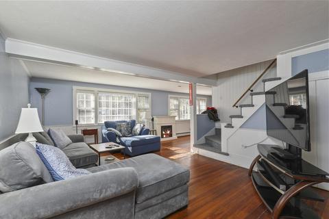 169 Main St, Mashpee, MA 02649 photo 3