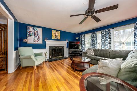 28 Great Marsh Rd, Centerville, MA 02632 photo 3