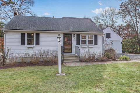 39 Nobska Rd, Mashpee, MA 02649 photo 3