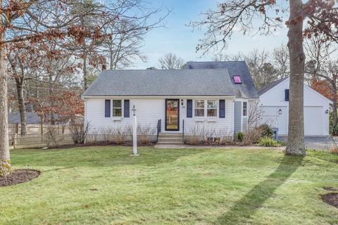 39 Nobska Rd, Mashpee, MA 02649 photo 2
