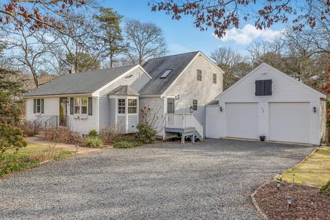 39 Nobska Rd, Mashpee, MA 02649 photo 1