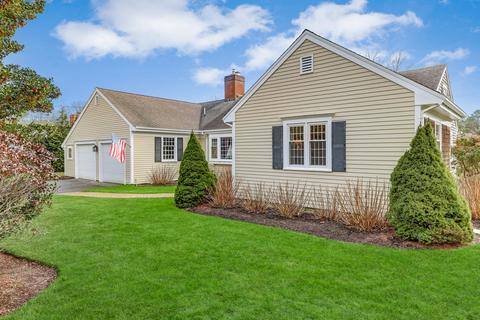 31 Ginger Ln, Osterville, MA 02655 photo 2