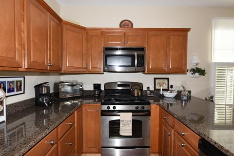 4 Chadwick Ct, Mashpee, MA 02649 photo 3