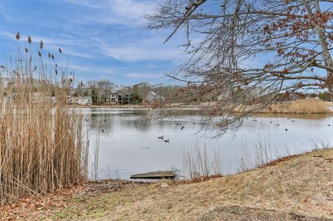 15 Pine Ln, Hyannis, MA 02601 photo 1