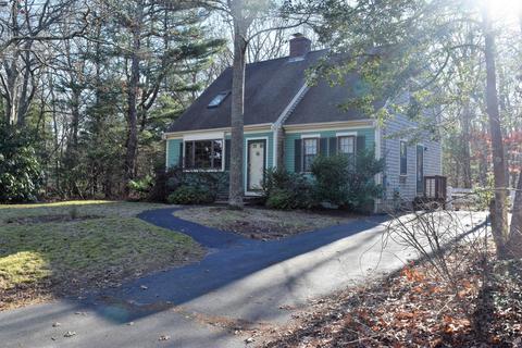 249 Mockingbird Ln, Marstons Mills, MA 02648 photo 3
