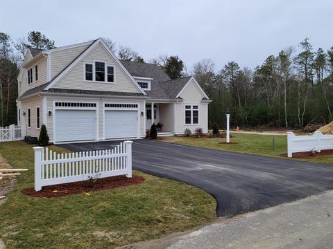 65 Blue Castle Dr, Mashpee, MA 02649 photo 2