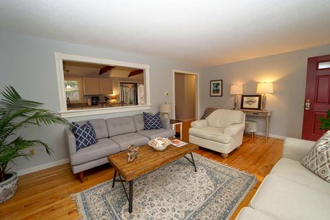 7 Truman Ln, Cotuit, MA 02635 photo 5