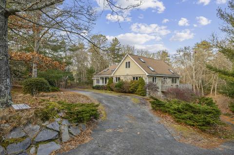 326 Turtleback Rd, Marstons Mills, MA 02648 photo 3