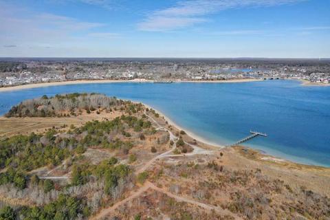 6 Burgess Pt, Wareham, MA 02571 photo 4