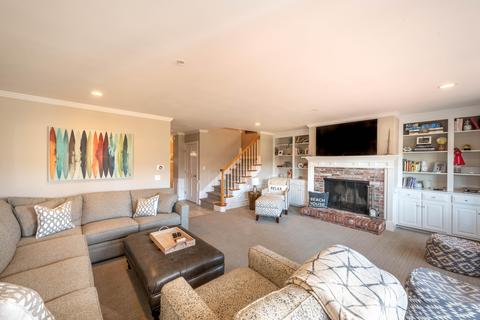 217 Dunrobin Rd, Mashpee, MA 02649 photo 3