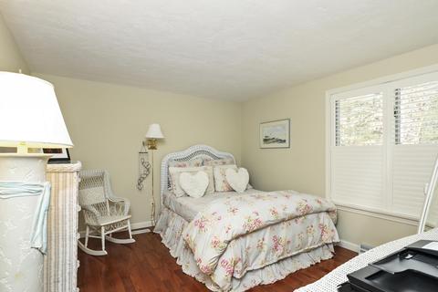 21 Portside Dr, Mashpee, MA 02649 photo 11