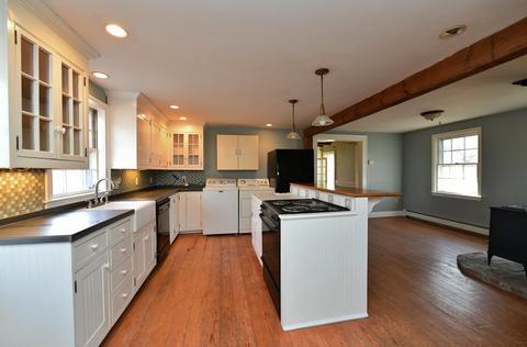 1084 Main St, West Barnstable, MA 02668 photo 12