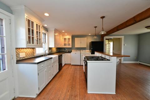 1084 Main St, West Barnstable, MA 02668 photo 11