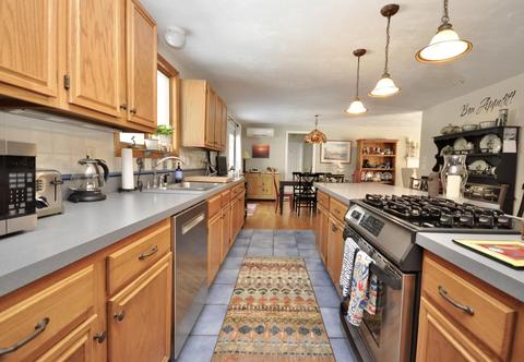 6 Cunningham Rd, Sagamore Beach, MA 02562 photo 9
