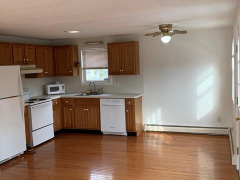 6 Douglas Ln, East Wareham, MA 02538 photo 2