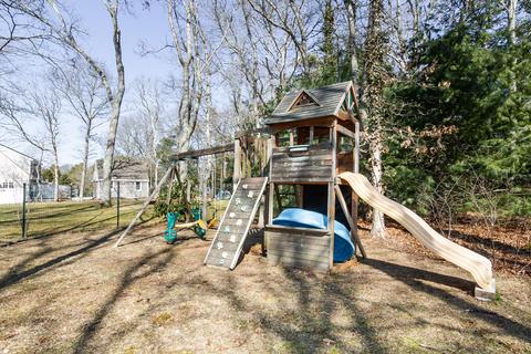 212 Skunknet Rd, Centerville, MA 02632 photo 10