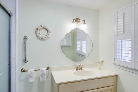 58 Fox Den Bluff Rd, Cotuit, MA 02635 photo 24