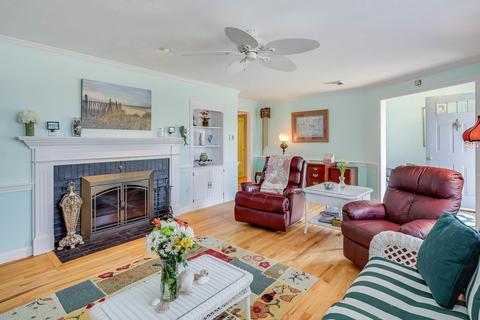58 Fox Den Bluff Rd, Cotuit, MA 02635 photo 18