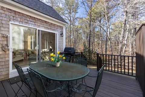37 Windsor Pt, Mashpee, MA 02649 photo 3
