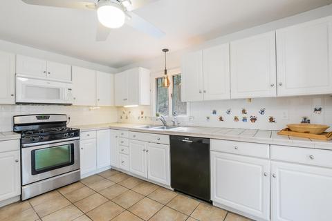 85 Main St, West Barnstable, MA 02668 photo 4