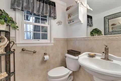 48 Square Rigger Ln, Hyannis, MA 02601 photo 17
