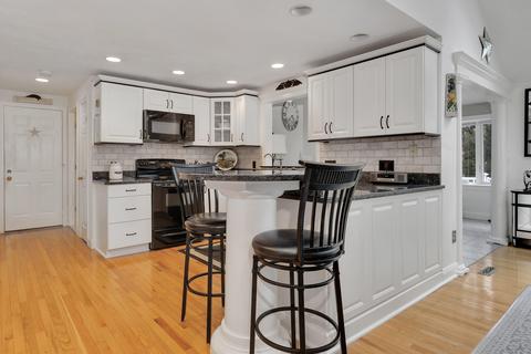 48 Square Rigger Ln, Hyannis, MA 02601 photo 12