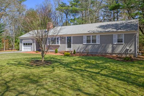94 Valley Brook Rd, Centerville, MA 02632 photo 2