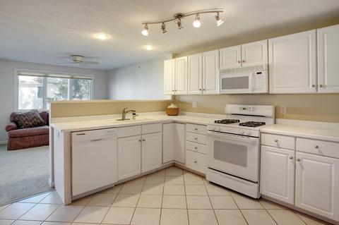 30 Windward St, Mashpee, MA 02649 photo 12