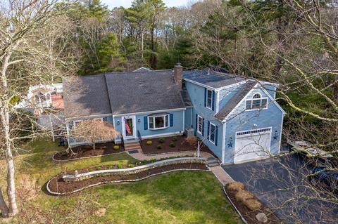 59 Saddler Ln, West Barnstable, MA 02668 photo 2