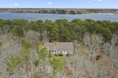 8 Clarks Point Rd, Eastham, MA 02642 photo 4