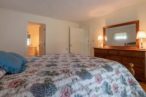 66 Surf Dr, Mashpee, MA 02649 photo 10
